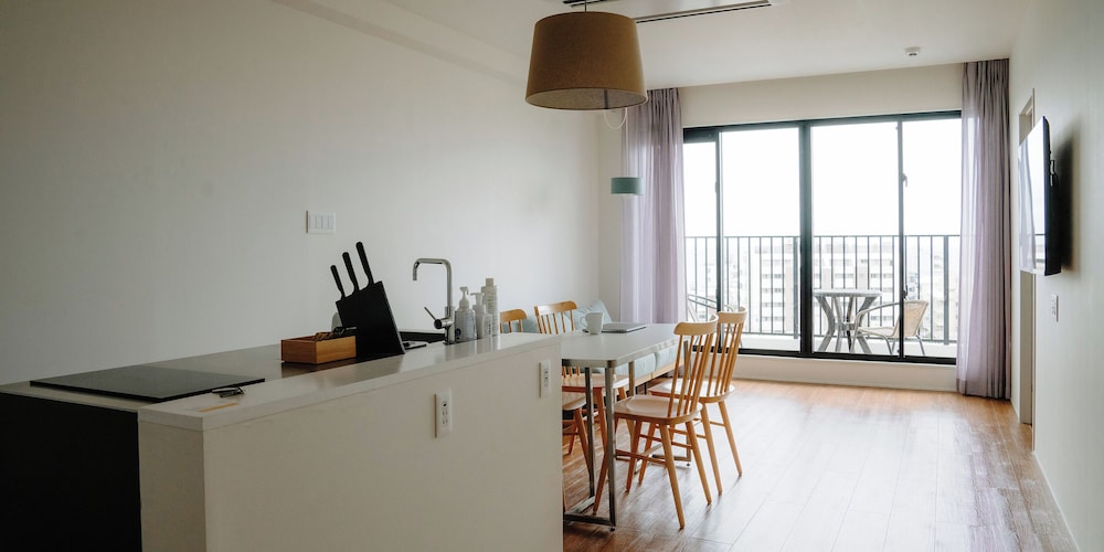 Deluxe Condo, 2 Bedrooms, Non Smoking, Ocean View - Photo 12