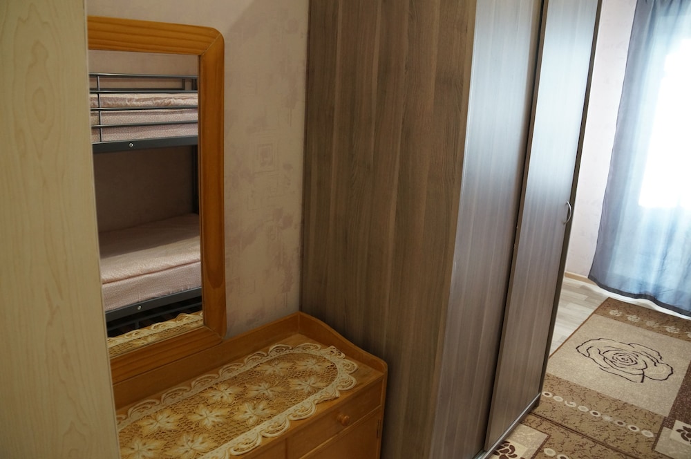 One Bed in 4-Bed Female Dormitory photo 3