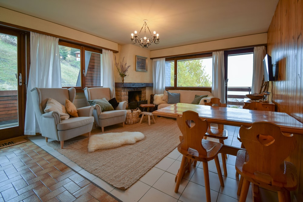 Apartment (2 Bedrooms)
