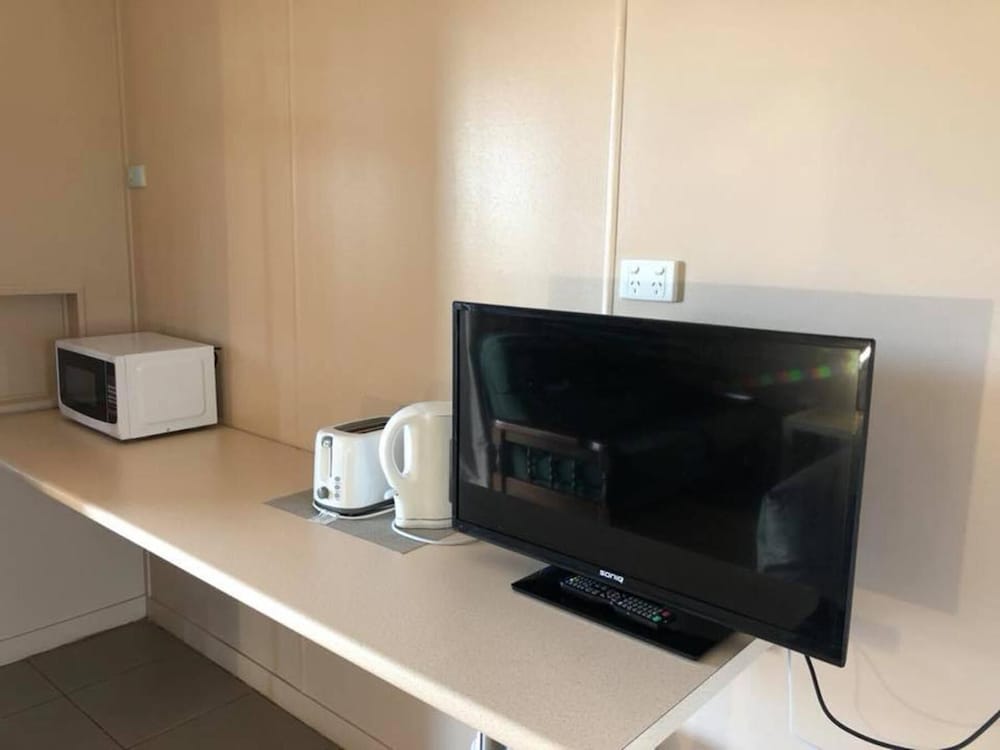 Standard Triple Room photo 2