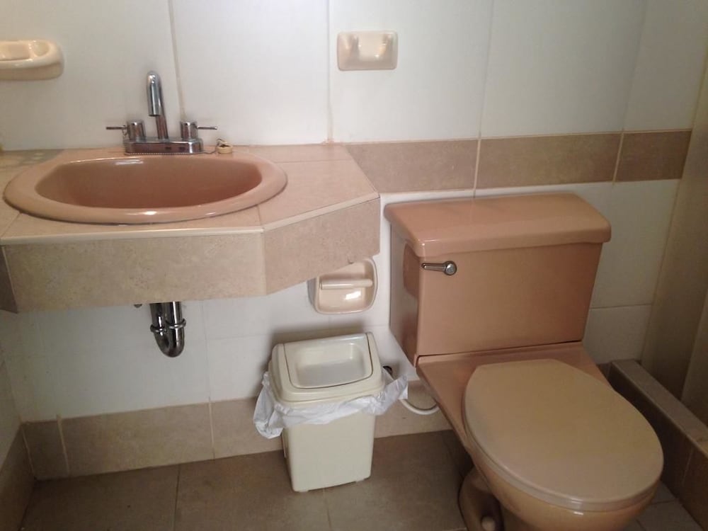 Triple Room, 3 Twin Beds photo 2