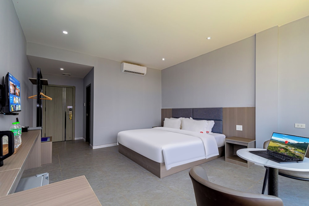 Standard Double Room, Non Smoking, City View photo 2