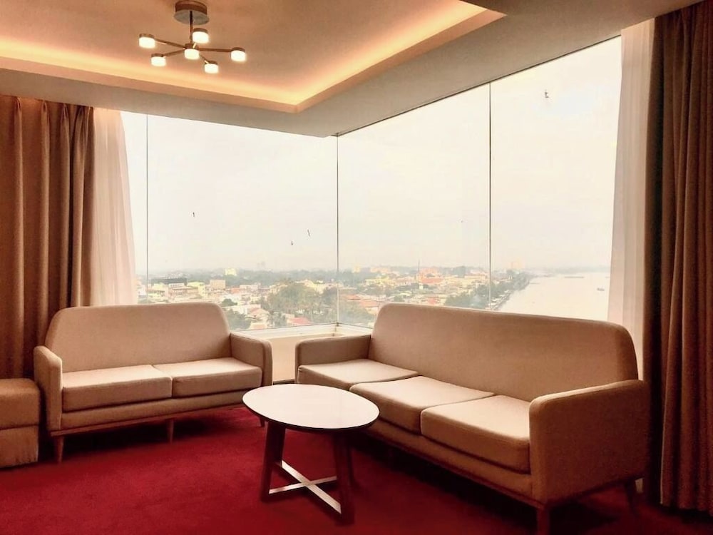 Classic Suite, River View photo 3