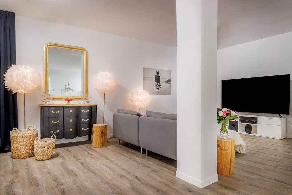 Signature Suite (Master Suite) - Photo 5