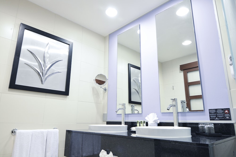 Deluxe Family Twin Room - Photo 5