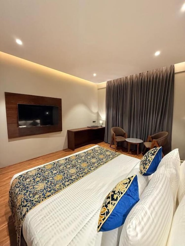Residency Suite _ With City View photo 1
