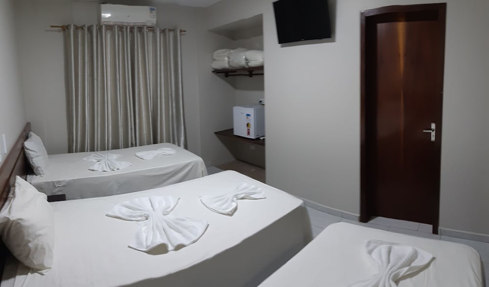 Deluxe Triple Room photo 2