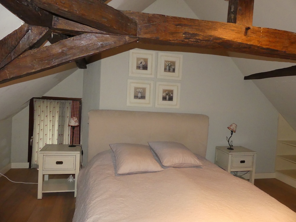 Double or Twin Room, 1 Double or 2 Twin Beds, Garden View (Chambre "Le Mouton Rouge")