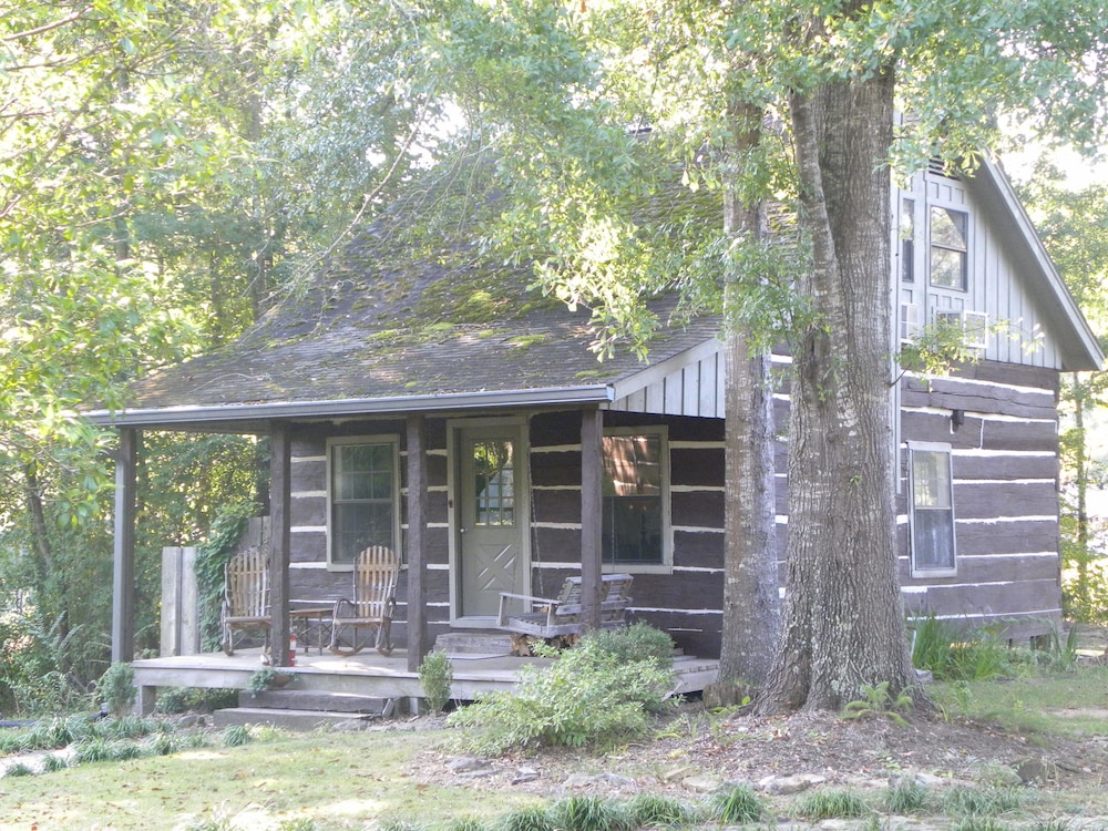B&B Jr. Cabin photo 3