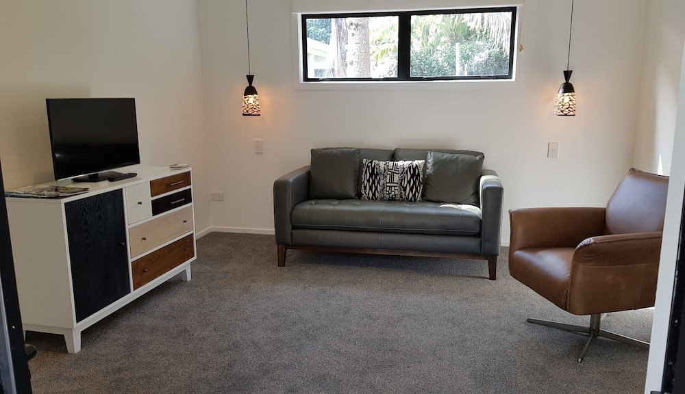Premium Suite, 2 Bedrooms, Beachfront photo 3