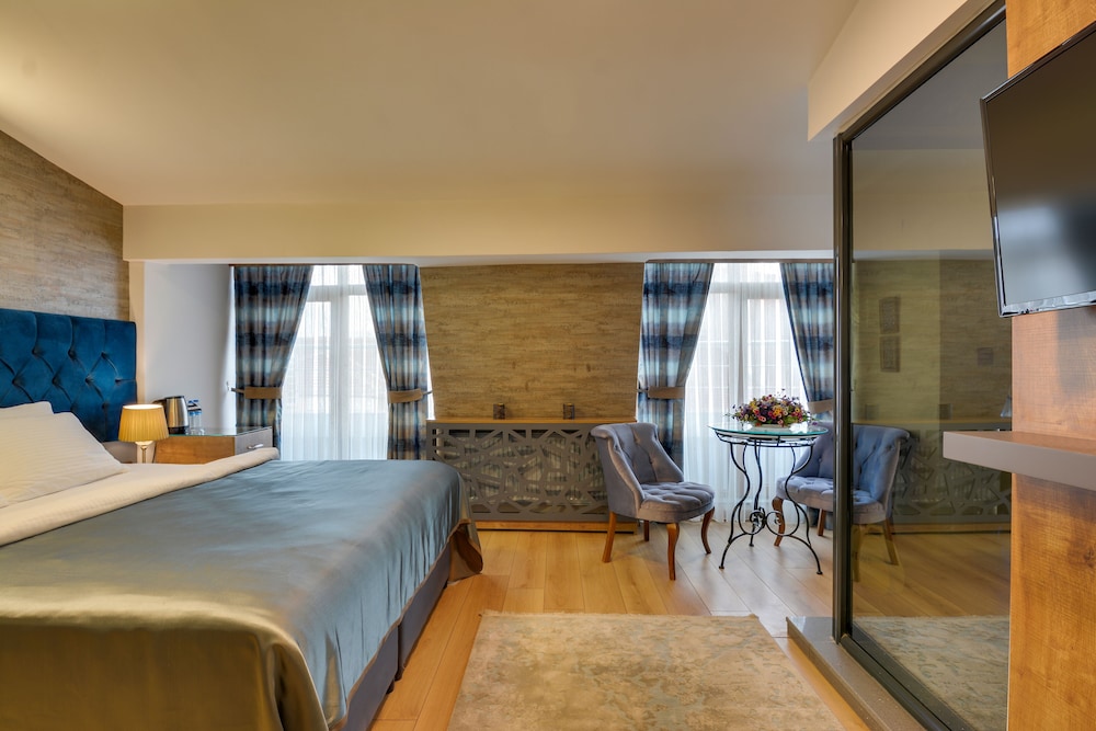 Executive Room photo 3