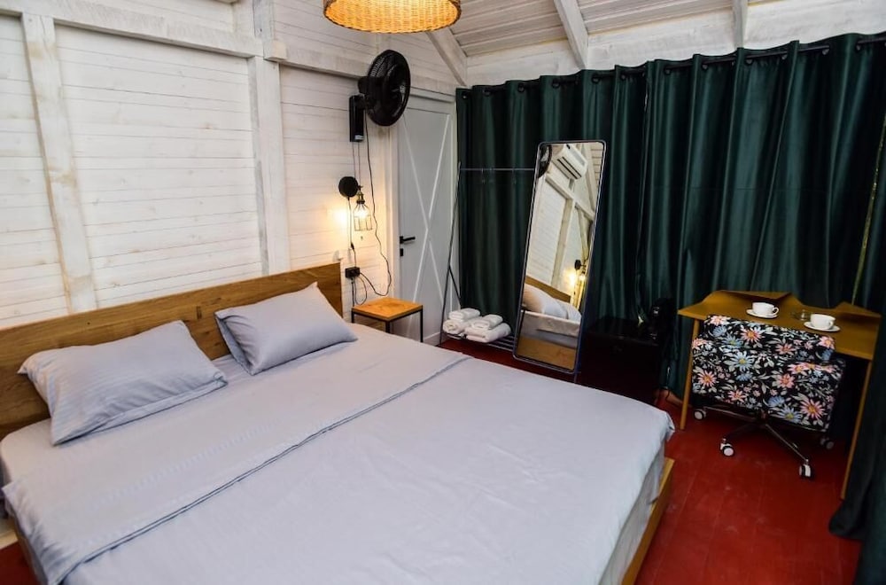 Deluxe Chalet photo 1