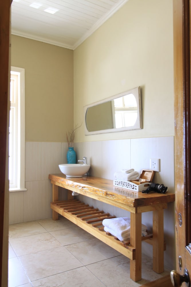 Classic Room - Photo 6