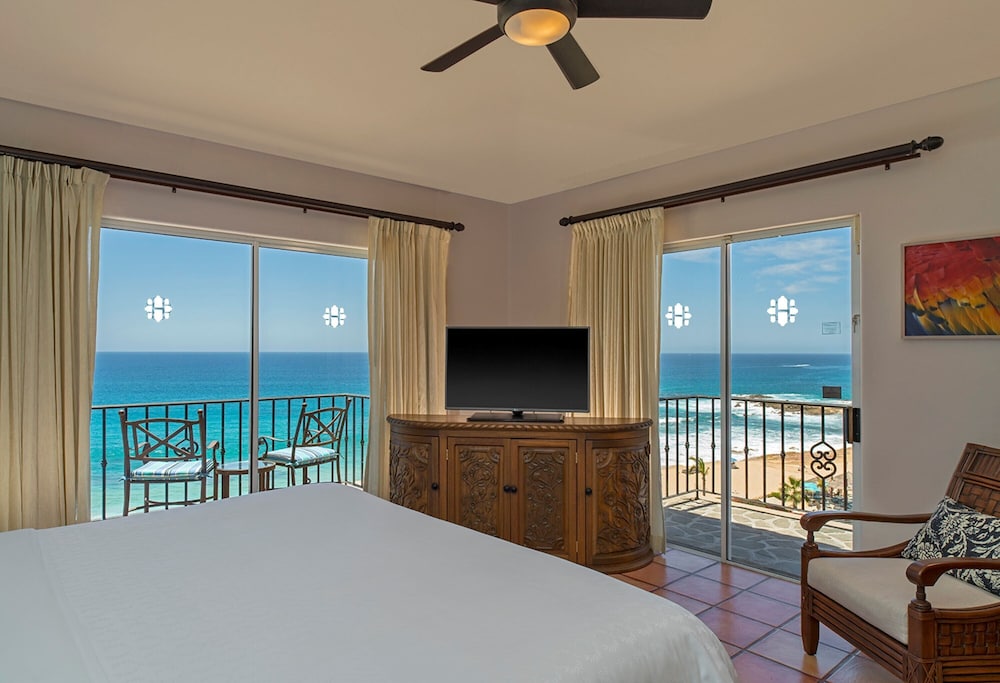 Suite, 3 Bedrooms, Non Smoking, Balcony (Oceanfront)