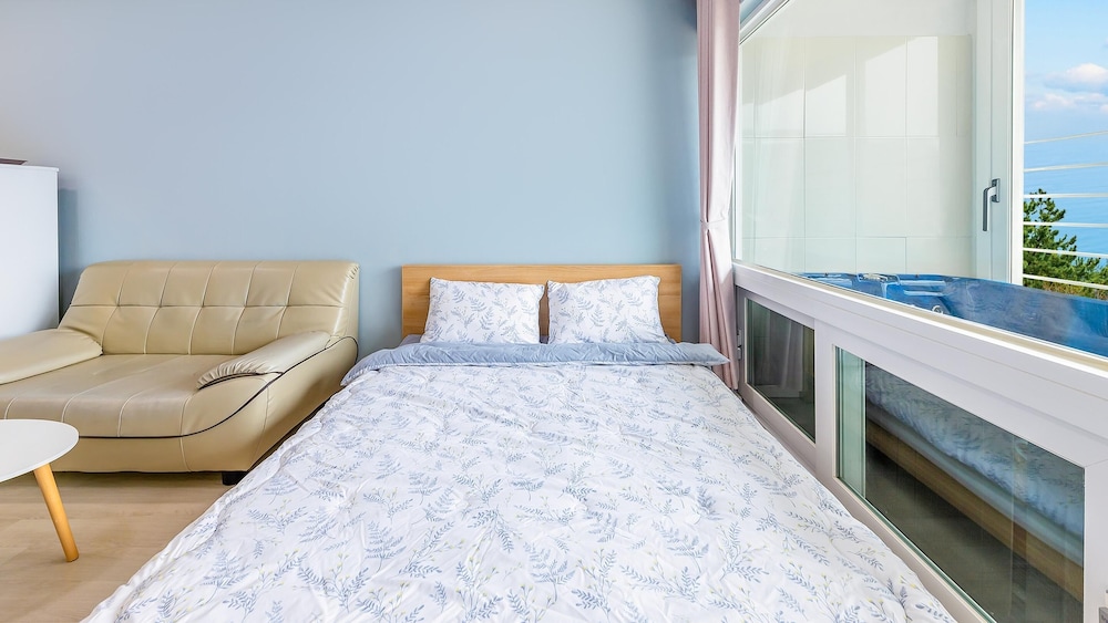 Basic Room, 1 Bedroom (205(No admission if the dog exceeds)) - Photo 11