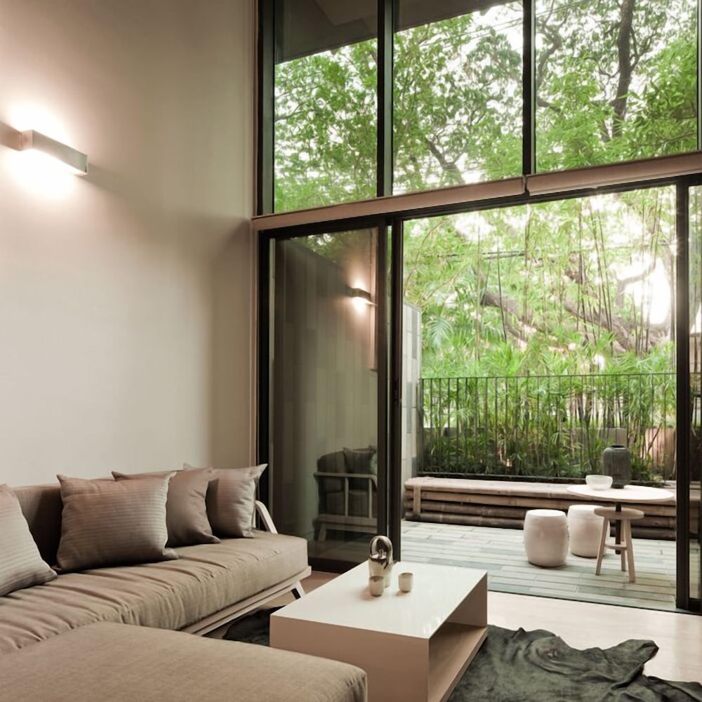 2 Bedroom Duplex Apartment photo 2