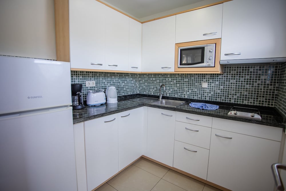 Premium Apartment, Hot Tub, Partial Ocean View (Royal / 2 Adults) - Photo 5