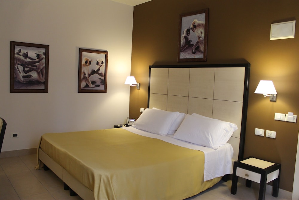 Classic Double Room - Photo 1