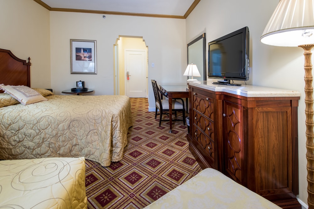 Double Room, 2 Double Beds - Photo 5