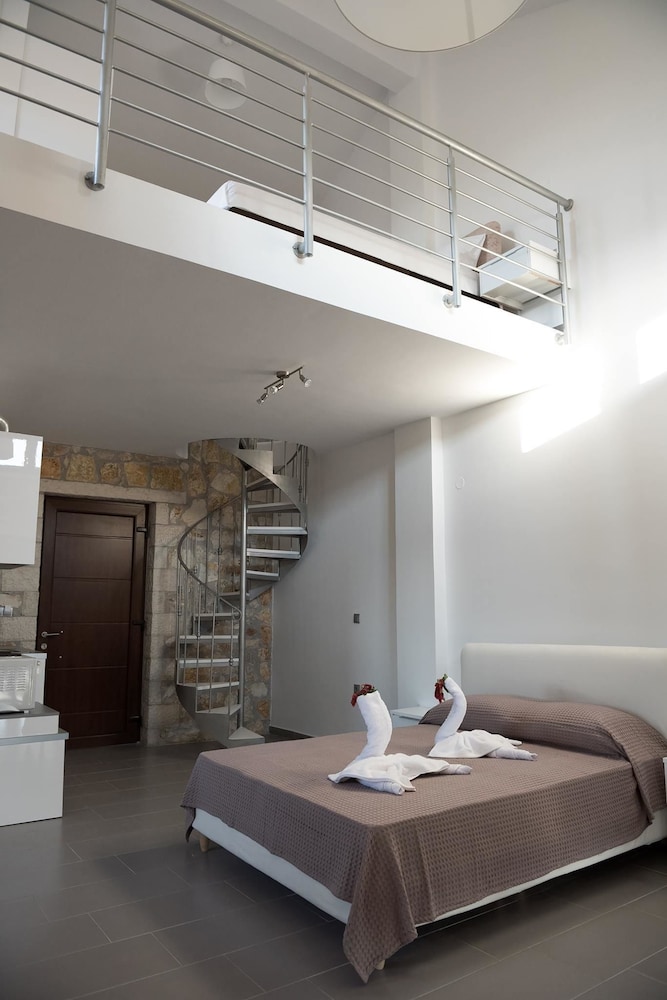 Duplex photo 2