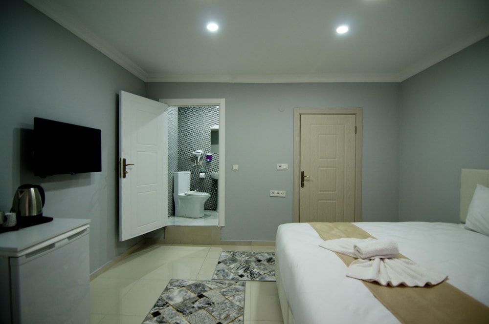 Standard Double Room photo 2