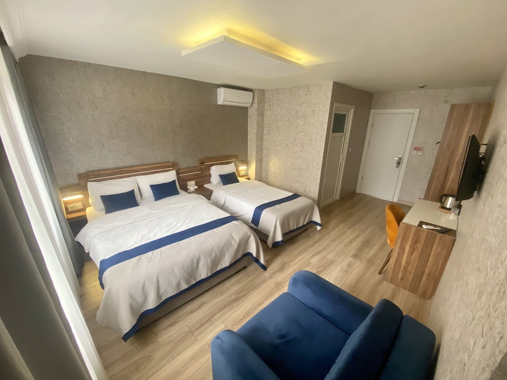 Deluxe Quadruple Room photo 1