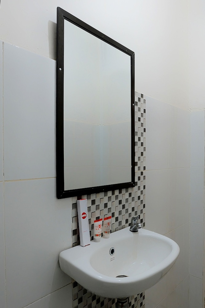Deluxe Twin Room photo 2