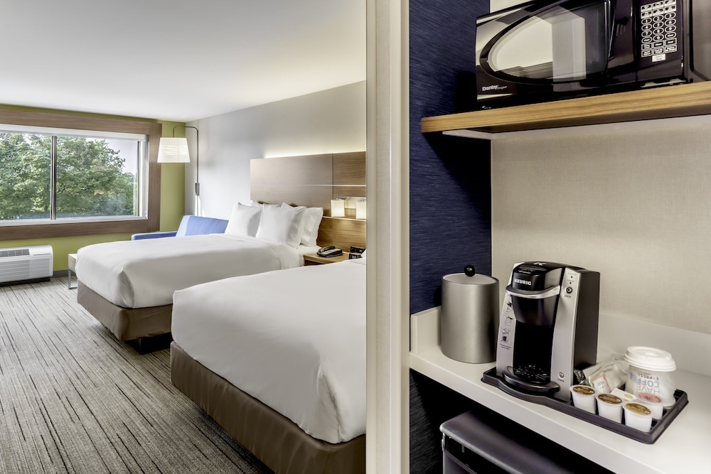 Standard Room, 2 Queen Beds, Accessible (Communications) - Photo 2