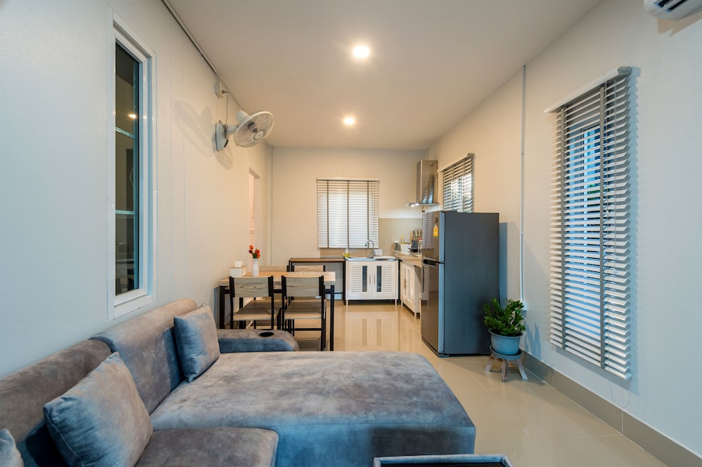 Basic Villa, 1 Bedroom, Garden View, Garden Area photo 3