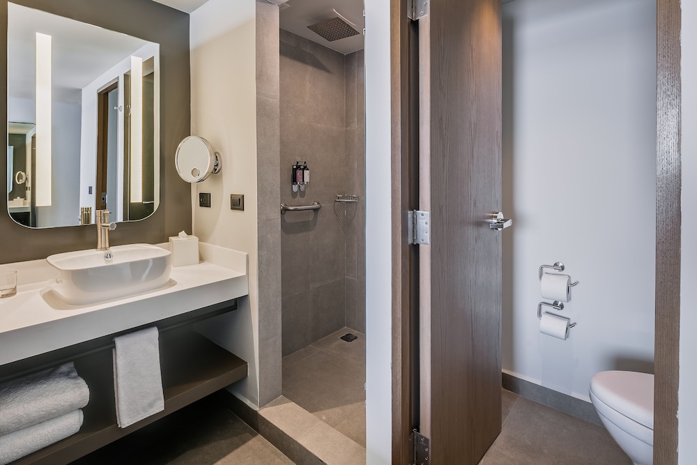 Deluxe Room, 2 Double Beds - Photo 4