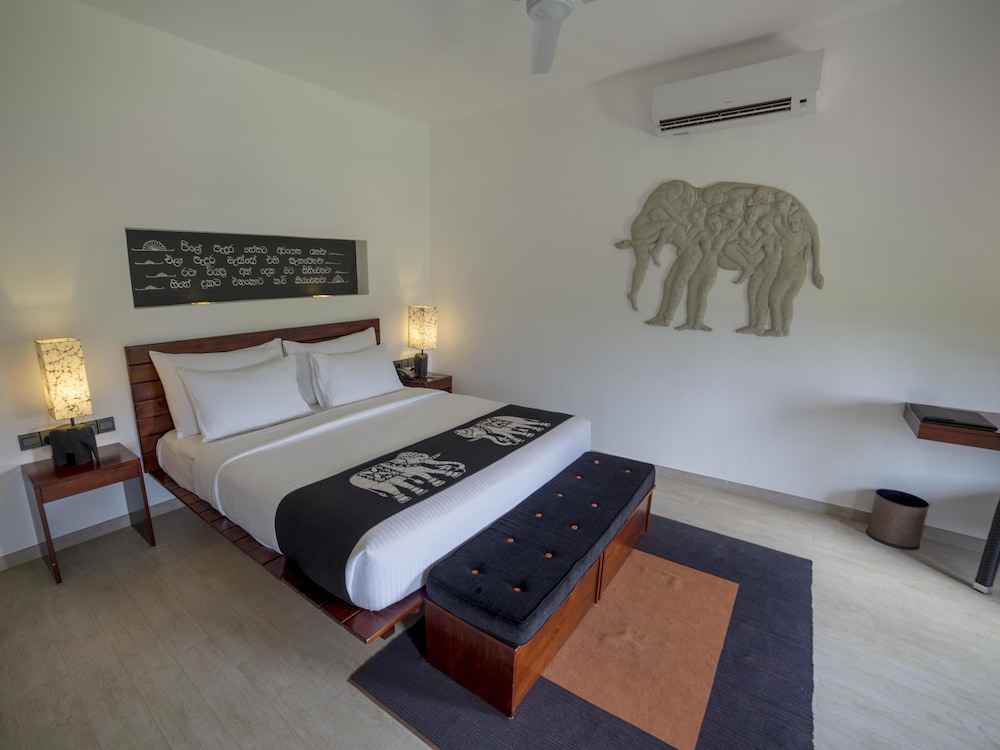 Deluxe Family Room with Free Benefits