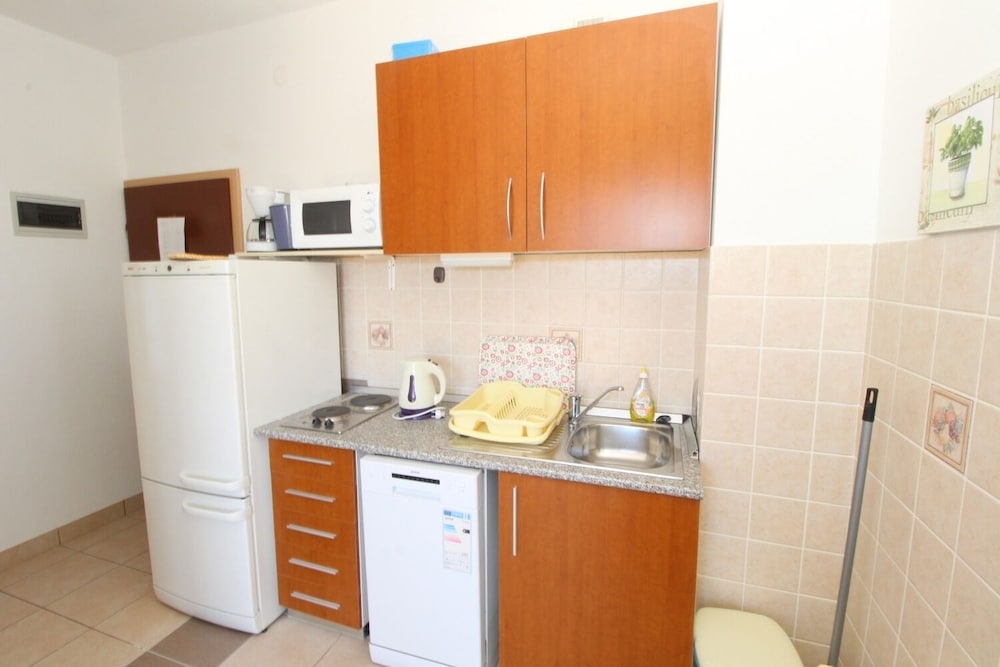 Apartment (Mare-200 m from the beach - A2(4)) photo 1