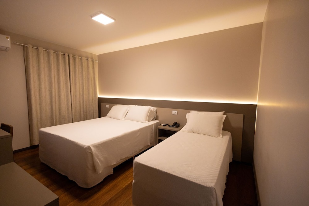Deluxe Room, 1 Double Bed photo 1