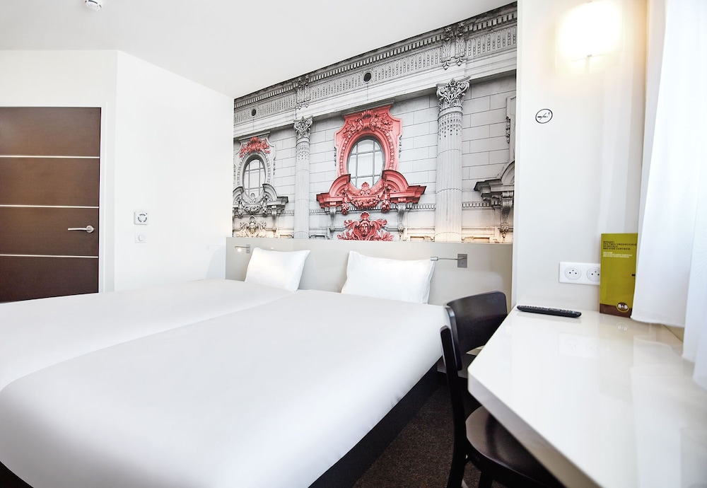 Standard Room photo 2