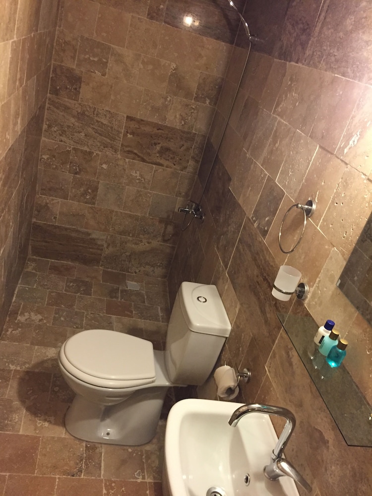 Room photo 2