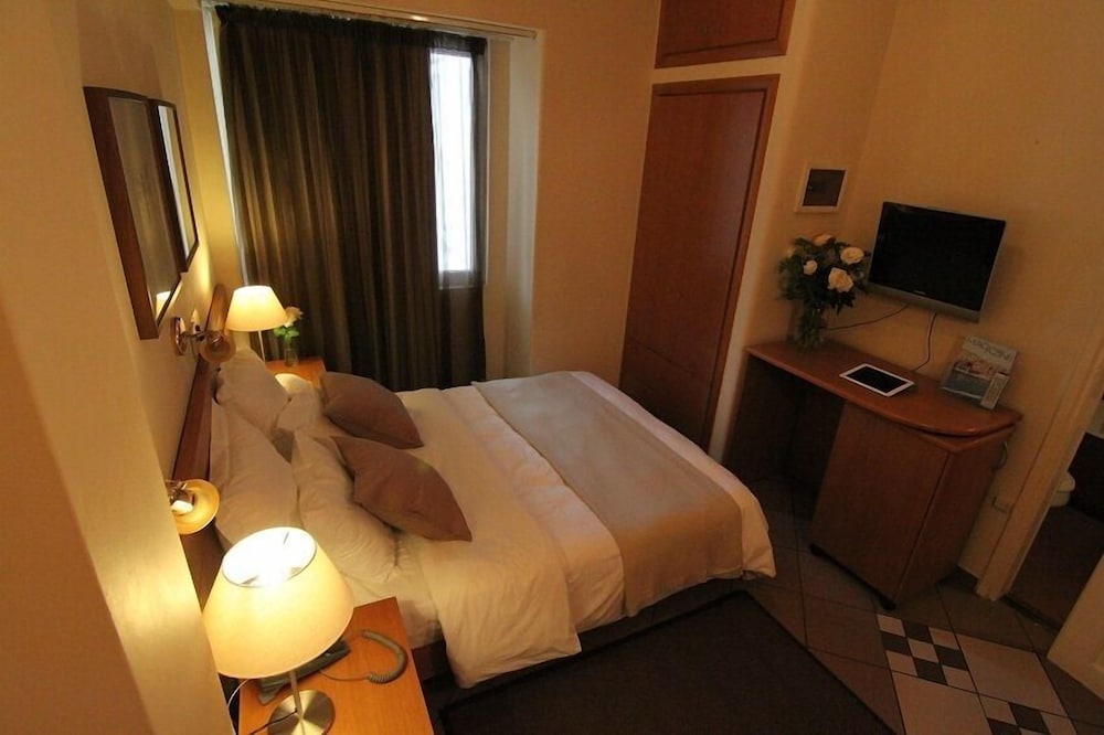 Single Room photo 1