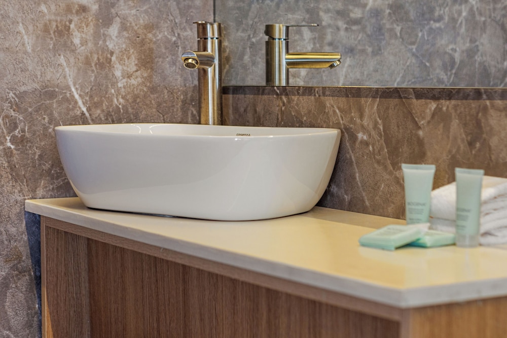 Junior Suite - Photo 10