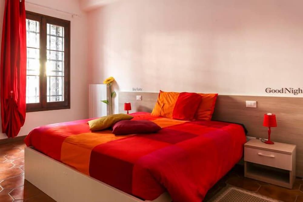 Double Room, Shared Bathroom photo 1