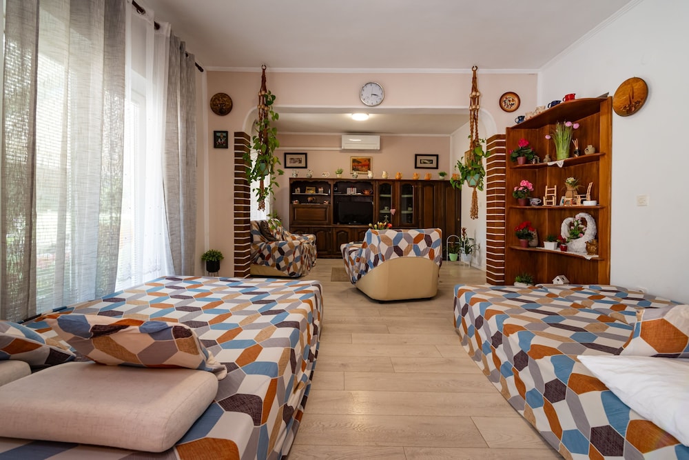 Apartment, 1 Bedroom, Balcony, Garden View