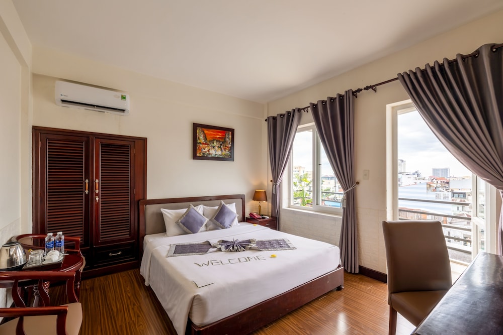 Deluxe Double Room - Photo 1