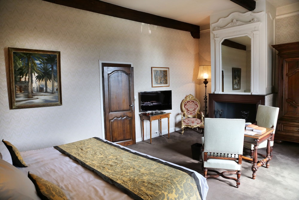 Deluxe Room - Photo 4