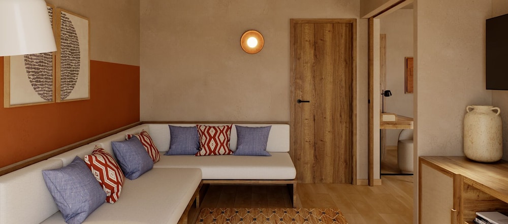 Studio Suite, Garden View