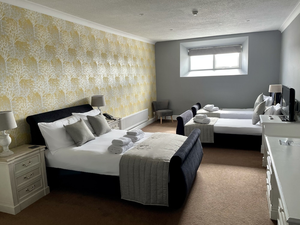 Family Room photo 1