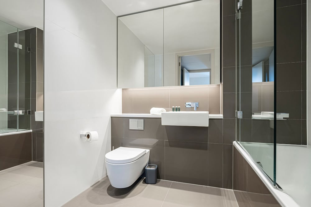 Stylish Three-bedroom Apartment in Canary Wharf, 사진 27