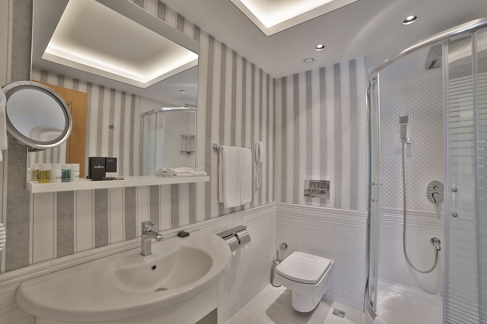 Suite, Sea View, Corner photo 2