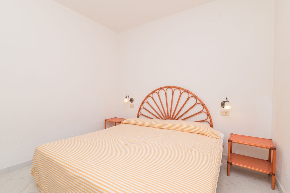 Standard Apartment, 2 Bedrooms (I Fari 29 600mt From The Beach)