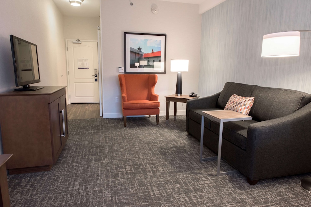 King Suite, Kitchenette