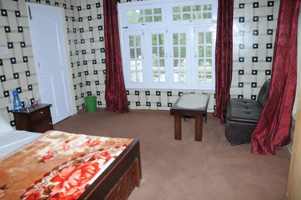Deluxe Double Room photo 2