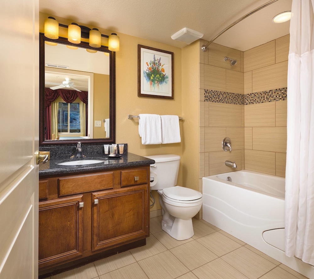 Deluxe Condo, 1 Bedroom photo 2