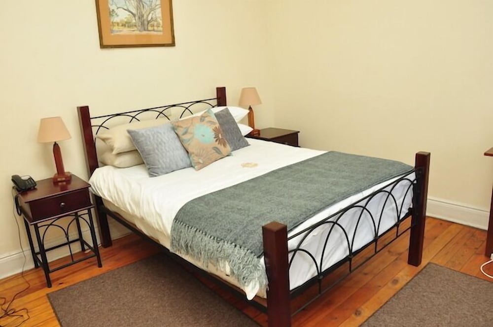 Executive Suite photo 2